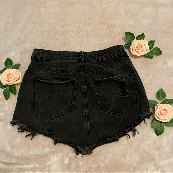 ✨ 2/$35 Ripped denim skirt - Picture 2 of 2